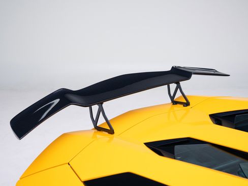 Used 2018 Lamborghini Aventador S image 30