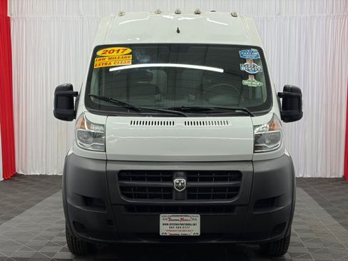 Used 2017 RAM ProMaster 2500 FWD image 3