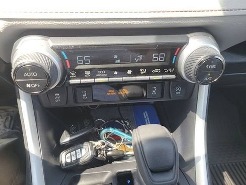Certified 2025 Toyota RAV4 XLE w/ Convenience Package AWD/4WD image 14