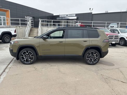 New 2026 Jeep Cherokee Overland w/ Advanced Pro Tech Group image 2
