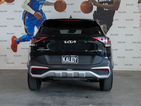 Used 2025 Kia Sportage LX image 22