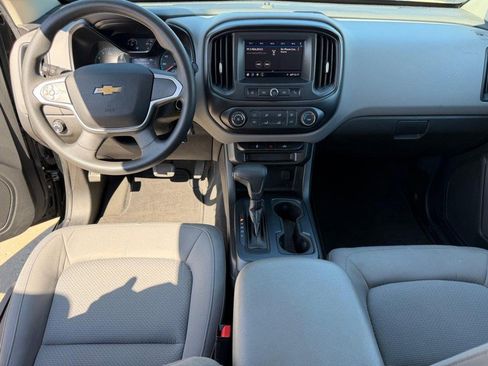 Used 2021 Chevrolet Colorado W/T w/ WT Convenience Package image 9