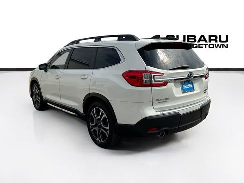Used 2023 Subaru Ascent Limited w/ Technology Package AWD/4WD image 5