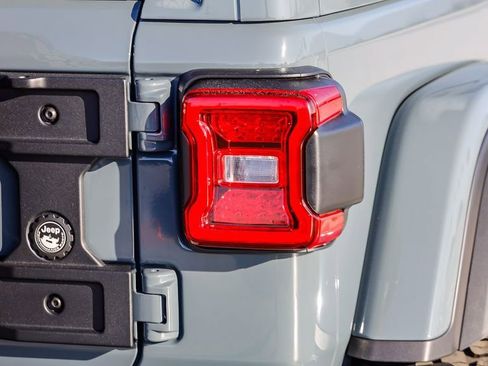 New 2026 Jeep Wrangler Unlimited Rubicon image 10