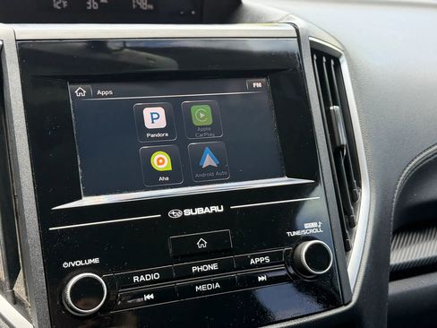 Used 2018 Subaru Crosstrek 2.0i AWD/4WD image 11