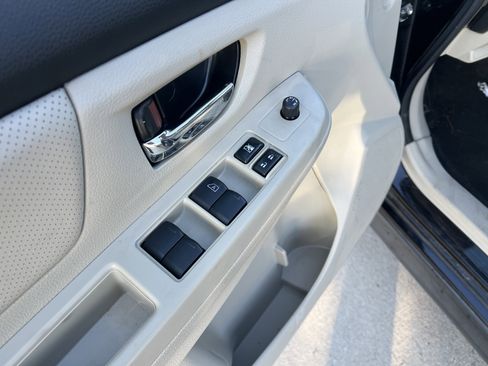 Used 2014 Subaru Crosstrek 2.0i Limited image 14