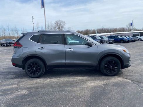 Used 2020 Nissan Rogue S AWD/4WD image 3