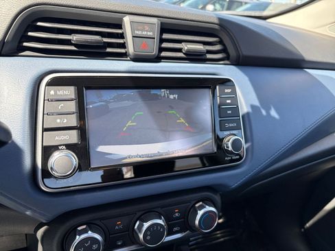 Used 2025 Nissan Versa SV FWD image 22
