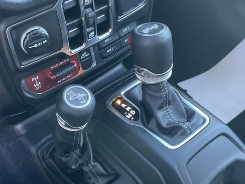 New 2026 Jeep Wrangler Unlimited Sport image 19