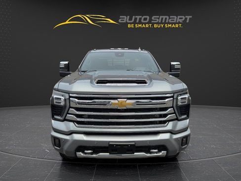 Used 2024 Chevrolet Silverado 2500 High Country w/ High Country Premium Package AWD/4WD image 8