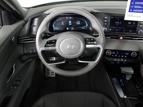 Certified 2026 Hyundai Elantra Sport FWD image 20