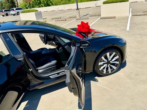 Used 2025 Tesla Model 3 RWD image 33