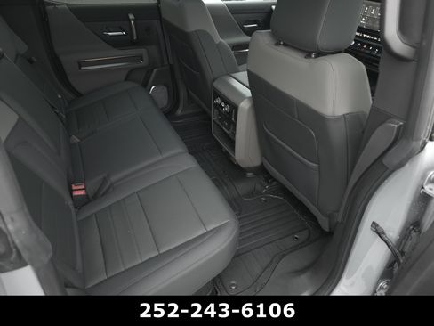 Used 2025 GMC Hummer EV 3X w/ Extreme Off-Road Package AWD/4WD image 41
