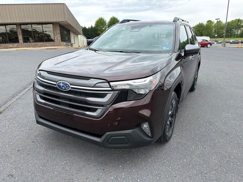 Used 2026 Subaru Forester Premium AWD/4WD image 1