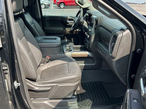 Used 2022 Chevrolet Silverado 1500 RST w/ Convenience Package II image 11