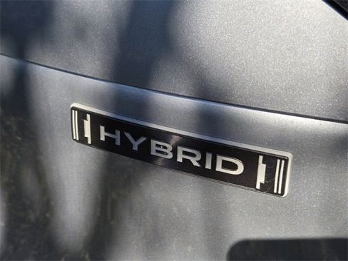 Used 2025 Subaru Forester Premium image 10