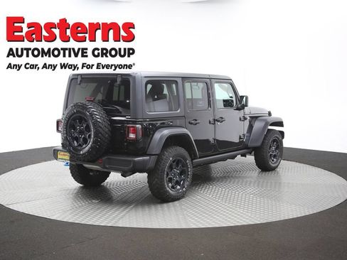 Used 2023 Jeep Wrangler Unlimited w/ Convenience Group AWD/4WD image 41