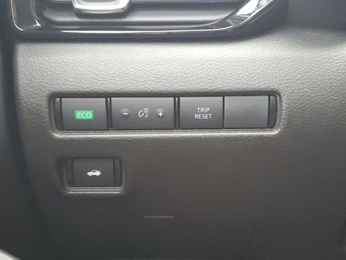 Certified 2025 Nissan Sentra SV w/ All-Weather Package image 24