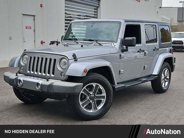 Used 2018 Jeep Wrangler Unlimited Sahara w/ Connectivity Group AWD/4WD image 1