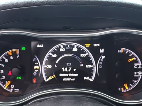 Used 2018 Jeep Grand Cherokee Summit image 16