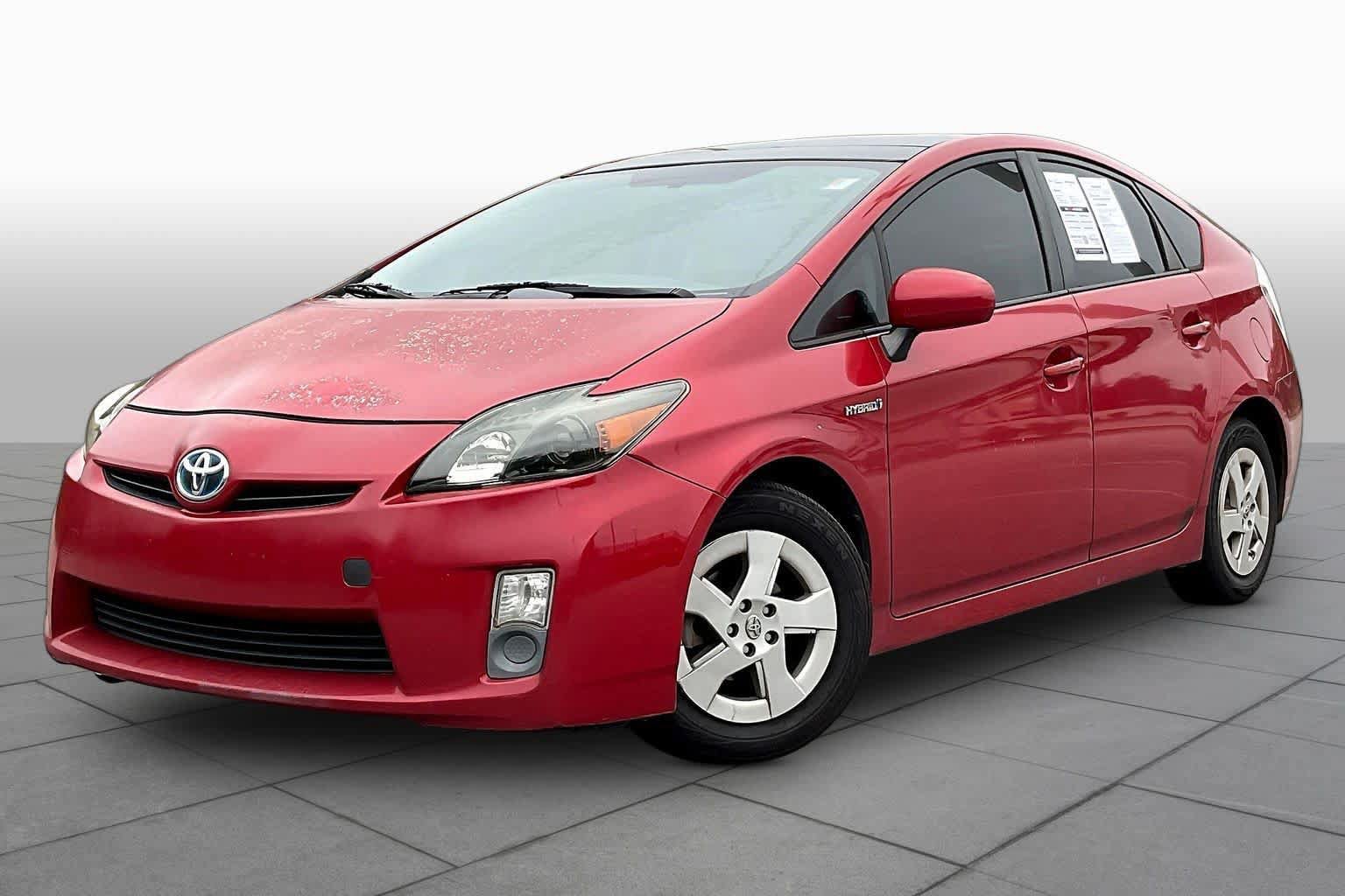 Used 2010 Toyota Prius Three w/ Solar Roof Pkg FWD image 1