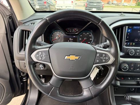 Used 2020 Chevrolet Colorado LT AWD/4WD image 14