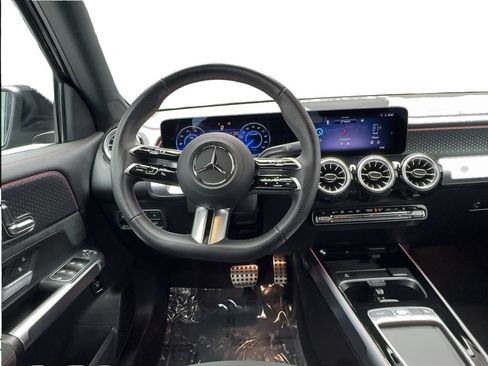 Used 2024 Mercedes-Benz EQB 300 4MATIC w/ AMG Line w/ Night Package image 32