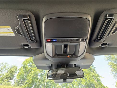 New 2026 Subaru Forester Touring AWD/4WD image 24
