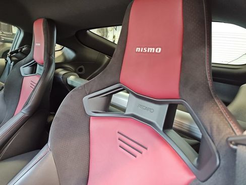 Used 2024 Nissan Z NISMO w/ Floor Mat Package RWD image 30