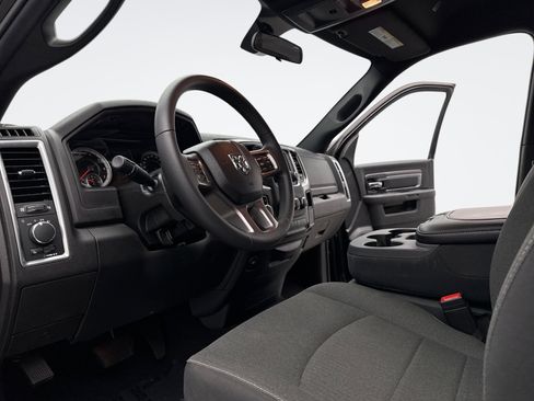 Used 2022 RAM 1500 Classic Warlock image 10