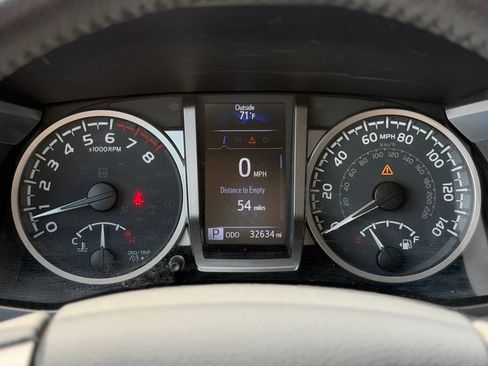 Used 2023 Toyota Tacoma SR5 w/ SX Package AWD/4WD image 9