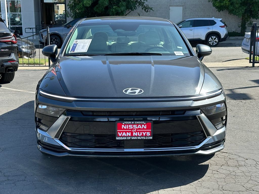 Used 2025 Hyundai Sonata SEL FWD image 9