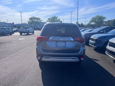 Used 2019 Mitsubishi Outlander ES AWD/4WD image 4