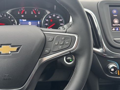 Used 2023 Chevrolet Equinox LT image 24