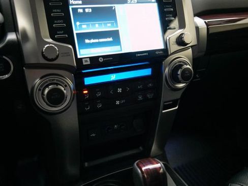 Used 2023 Toyota 4Runner Limited AWD/4WD image 22