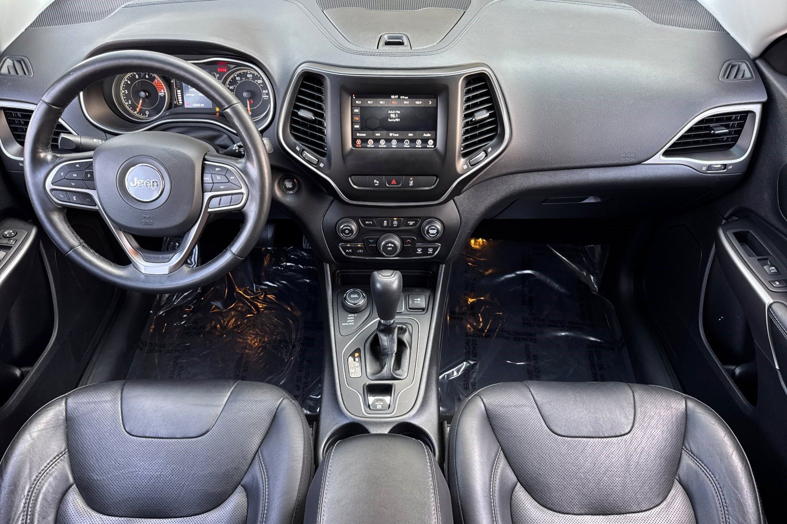 Used 2021 Jeep Cherokee Latitude Lux AWD/4WD image 16