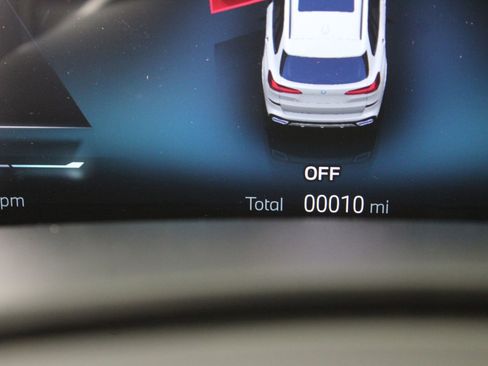 New 2026 BMW X5 xDrive50e w/ M Sport Package image 18