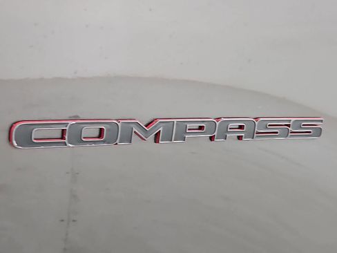 Used 2021 Jeep Compass Trailhawk AWD/4WD image 12