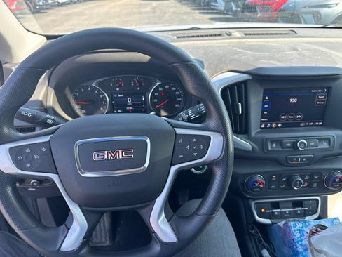 Used 2023 GMC Terrain SLE w/ Driver Convenience Package AWD/4WD image 7