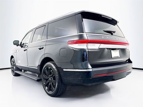 Used 2023 Lincoln Navigator Reserve AWD/4WD image 13
