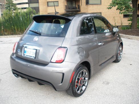 Used 2013 FIAT 500 Turbo Cattiva w/ Beats Audio Pkg FWD image 10