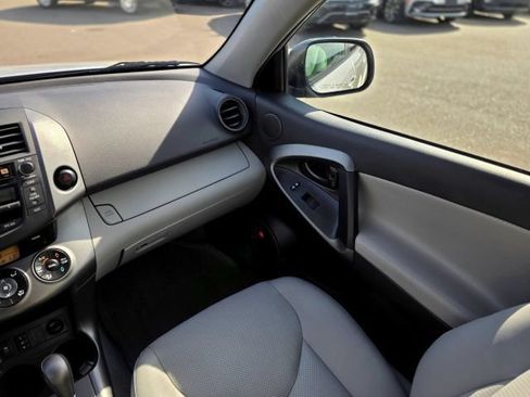Used 2011 Toyota RAV4 Limited w/ Limited Extra Value Pkg AWD/4WD image 29