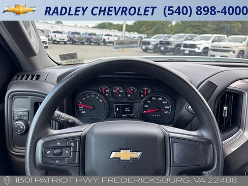 Certified 2025 Chevrolet Silverado 1500 W/T RWD image 6