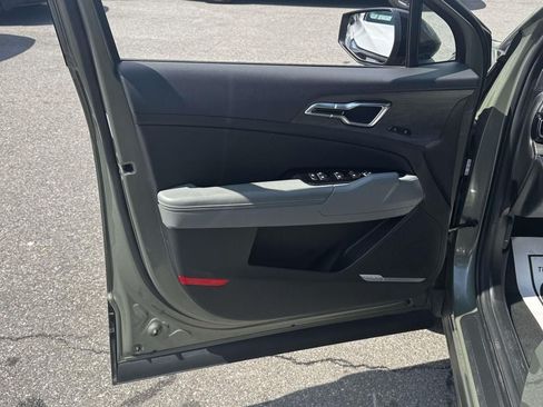 Certified 2025 Kia Sportage X-Line Prestige AWD/4WD image 15