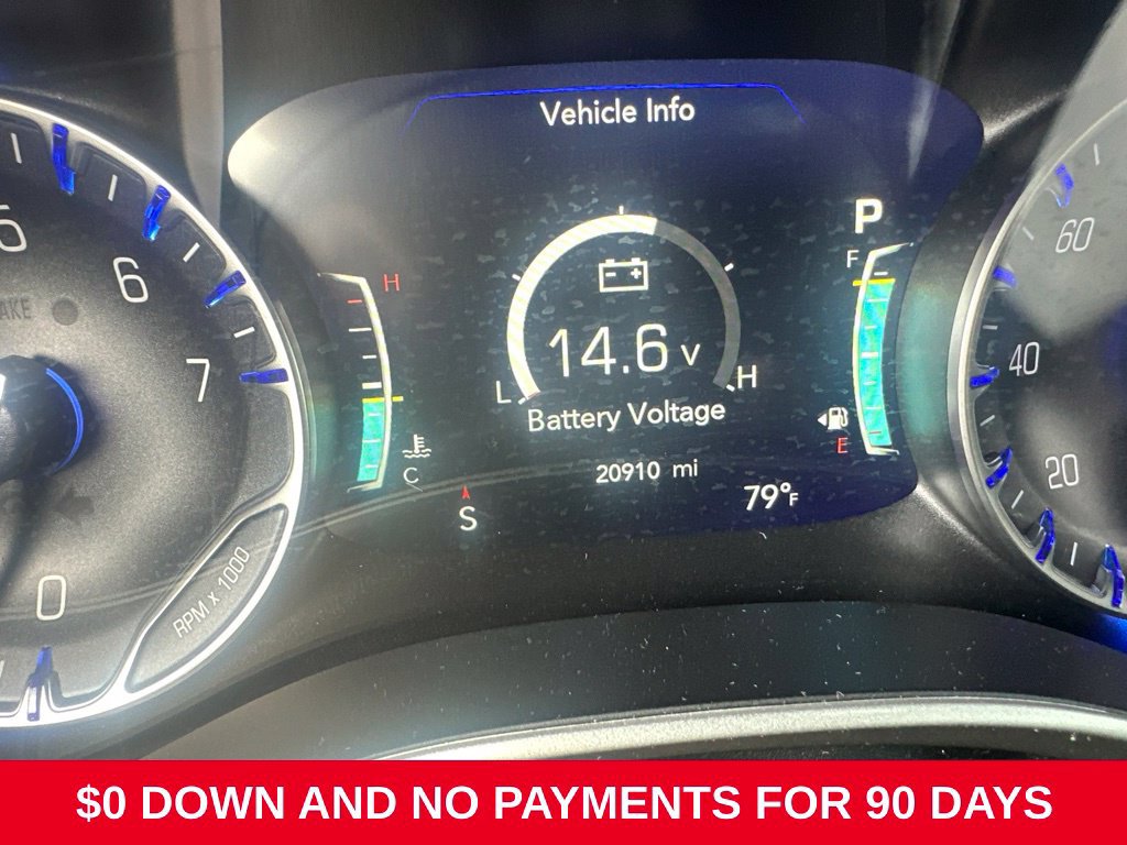Used 2026 Chrysler Pacifica Select FWD image 9