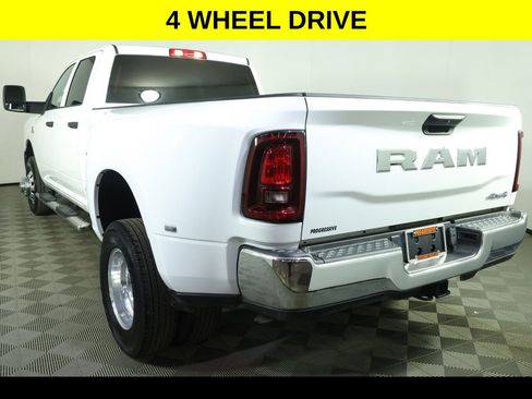 Used 2025 RAM 3500 Tradesman w/ Chrome Appearance Group image 4