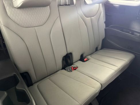 Used 2022 Hyundai Palisade SEL w/ Premium Package AWD/4WD image 43