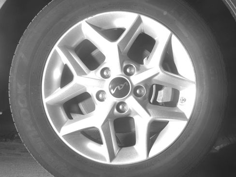 Used 2025 Kia Soul LX w/ LX Technology Package FWD image 13
