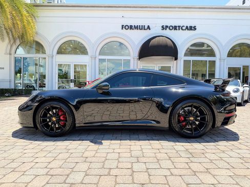 Used 2021 Porsche 911 Carrera 4 AWD/4WD image 18
