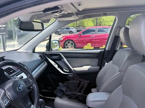 Used 2015 Subaru Forester 2.5i Touring w/ Eyesight & Navigation System AWD/4WD image 9
